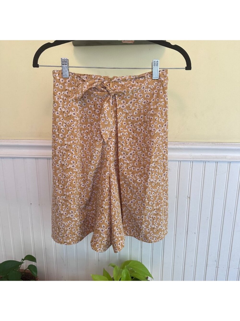 Vintage 90s shorts with wrap yellow florals XS A.O.